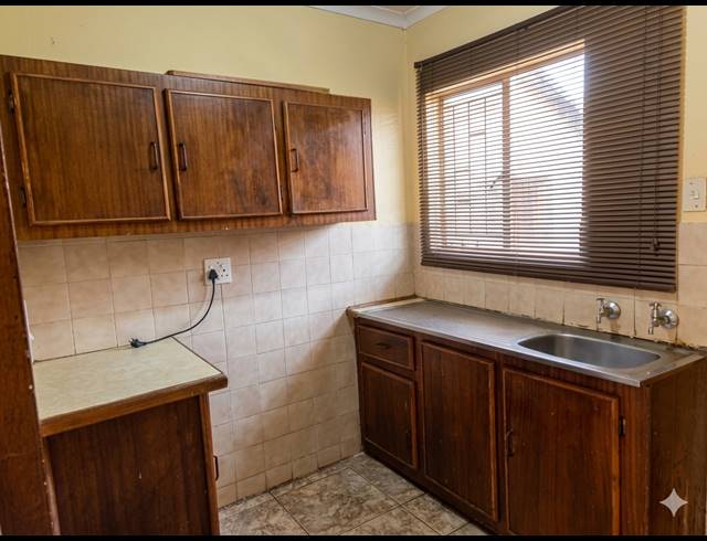 2 BEDROOM HOUSE FOR SALE IN EVATON WEST